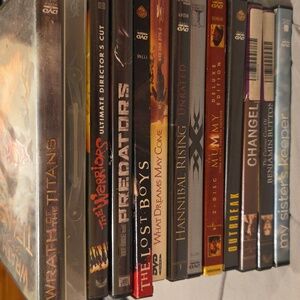 💀13 Random DVDs - Pre-Loved